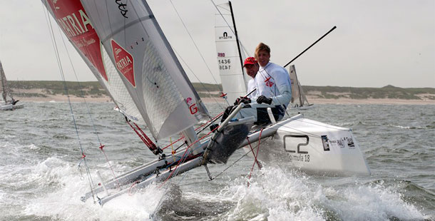 Bundock en Van Leeuwen stegen gisteren naar de eerste plaats overall. (Foto: bootinbeeld.nl)