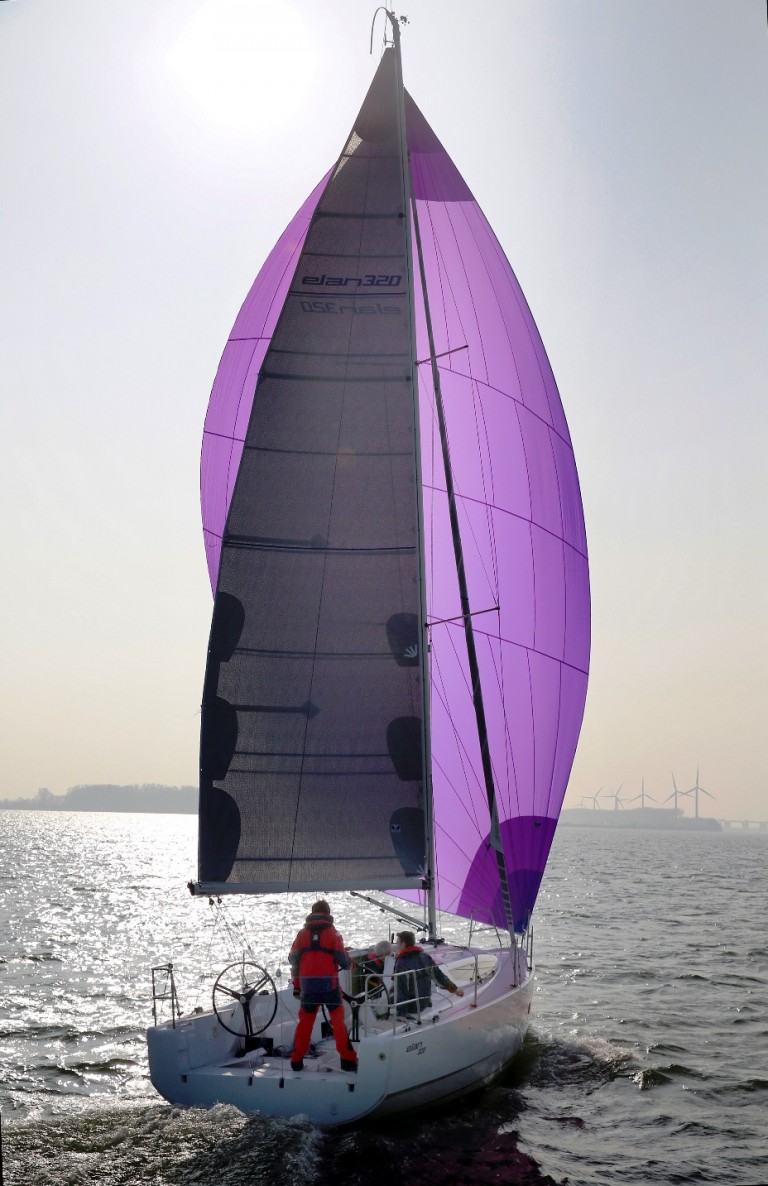 Elan 320S