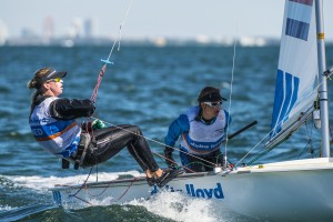 Afrodite Kyranakou en Anneloes van Veen. ISAF Sailing World Cup Miami 2015