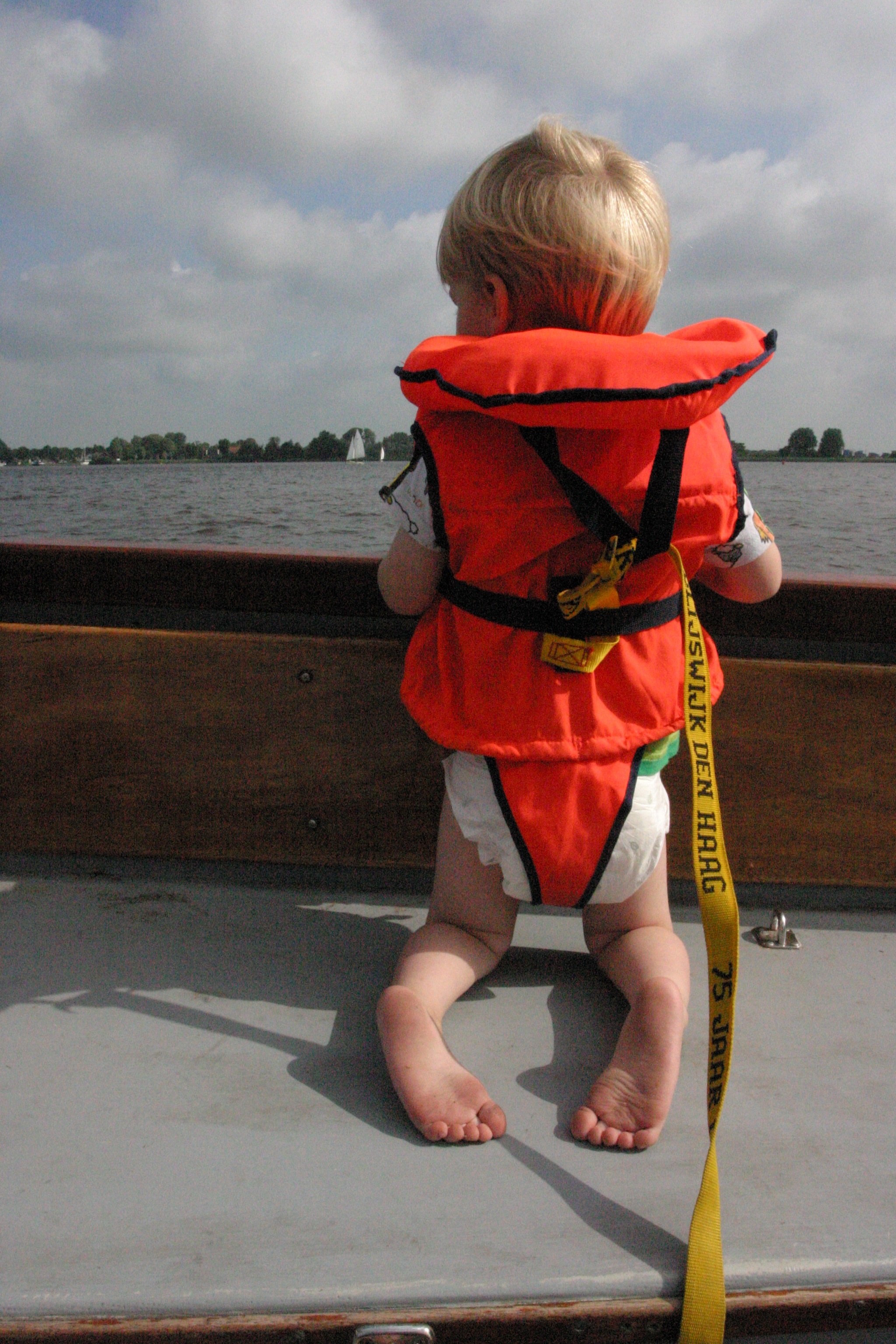 Reis onderwijzen gek Een spannende ervaring met een kinderzwemvest - Zeilen