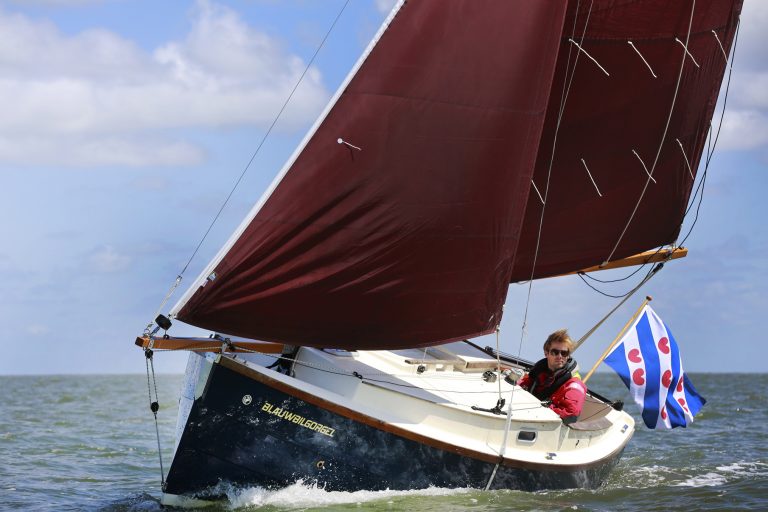Vaartest Cornish Shrimper 21