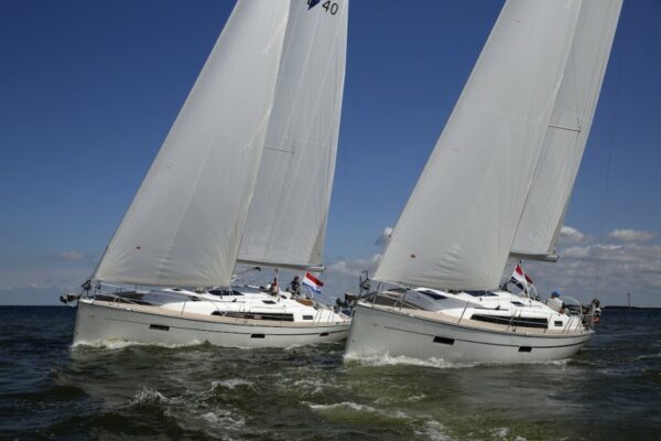 Bavaria Cruiser 37
