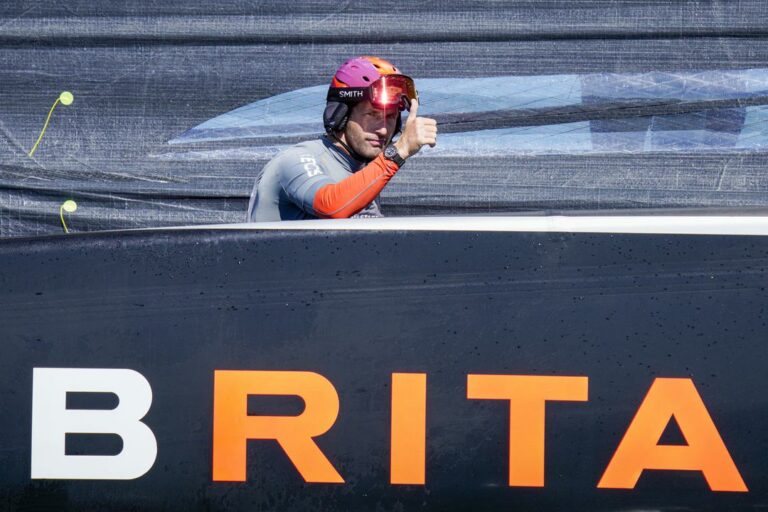 Britten blij na eerste dag Prada Cup