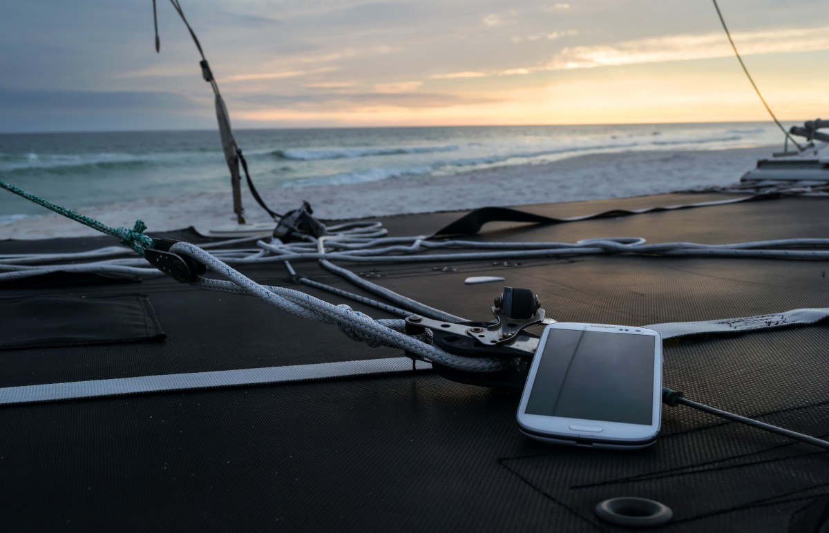12 apps voor een ontspannen zeilvakantie