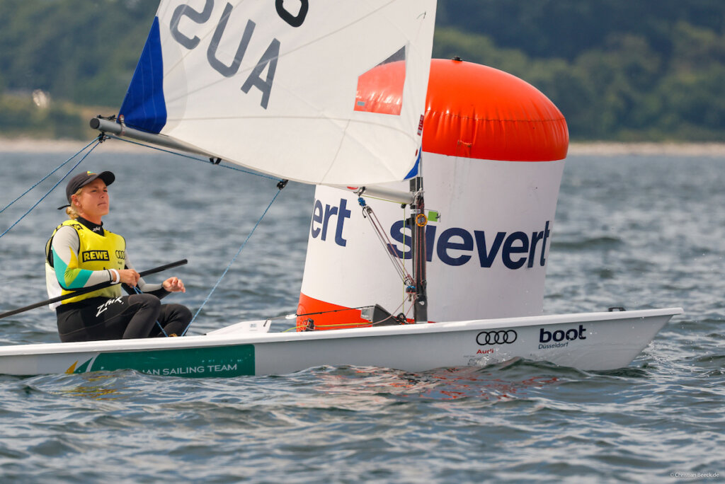 Mara Stransky (AUS) wint ILCA 6 klassement tijdens Kieler Woche