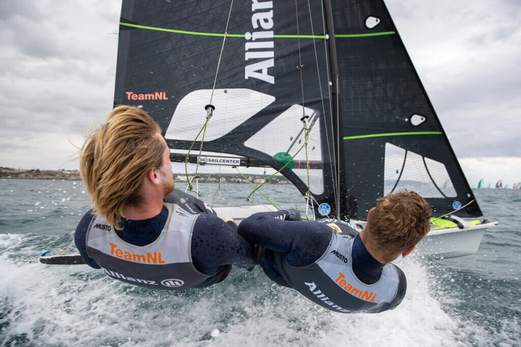 Bart Lambriex en Floris van de Werken in actie op hun 49er op La Palma afgelopen voorjaar. Foto: Sander van der Borch