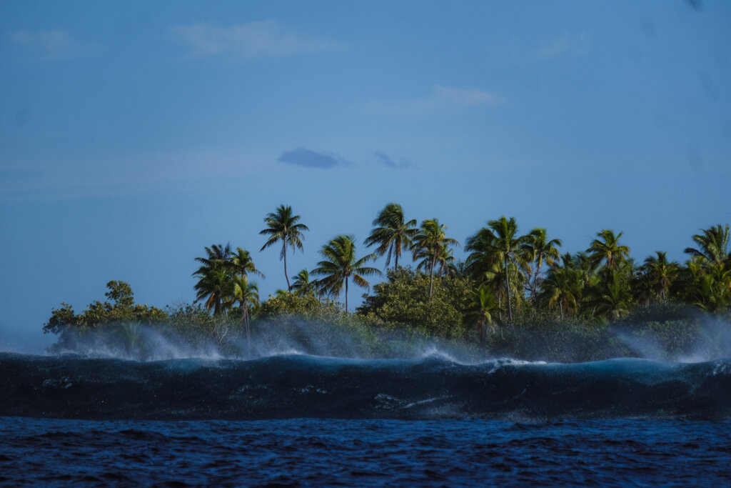 Staande golven voor atol Makemo