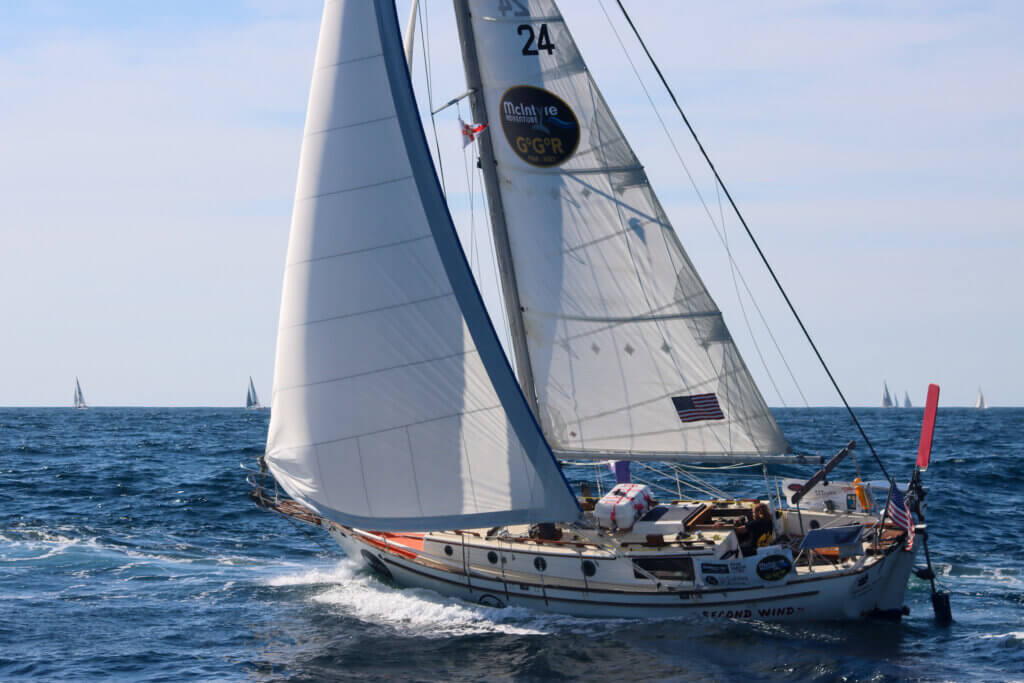 Deelnemers van de Golden Globe Race naderen de doldrums