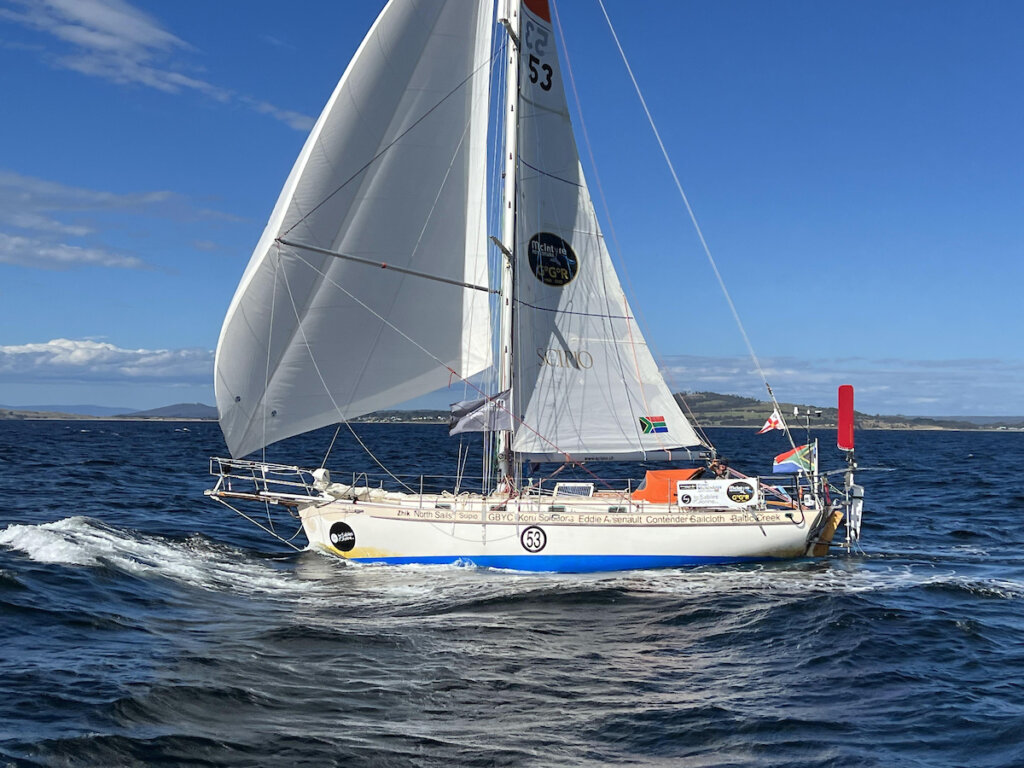 Neuschäfer heeft behoorlijke last van aangroei in de Golden Globe Race