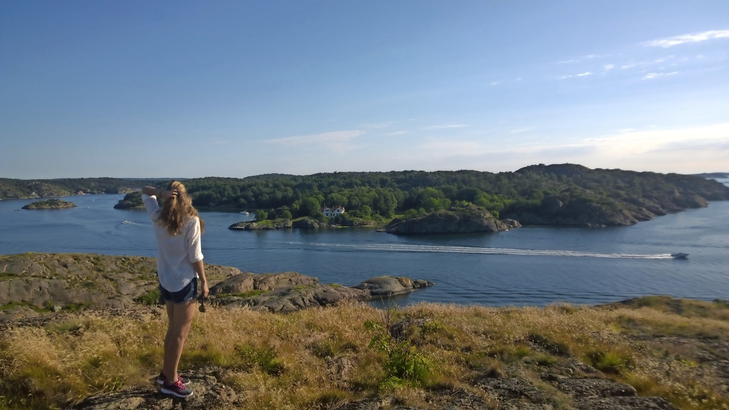 uitzicht op de zweedse scherenkust