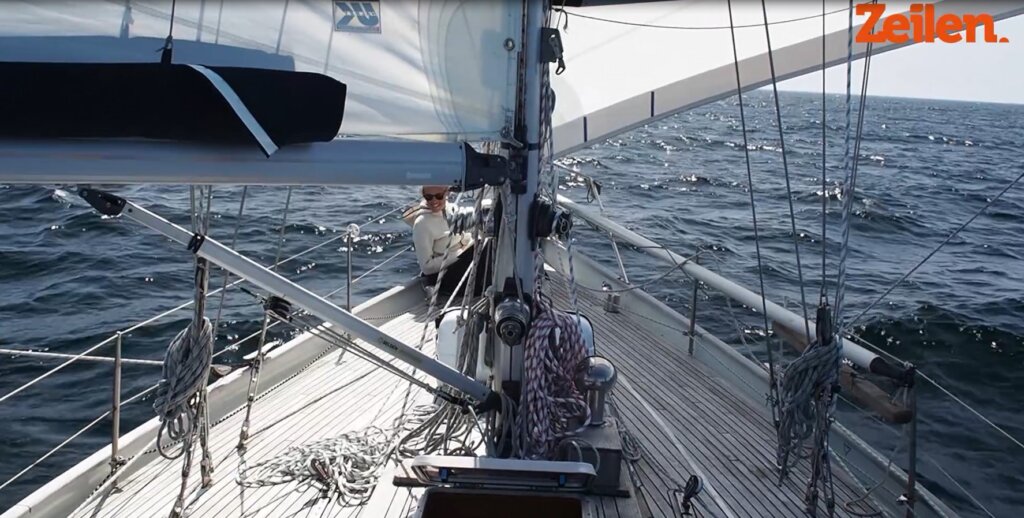 sailing awa