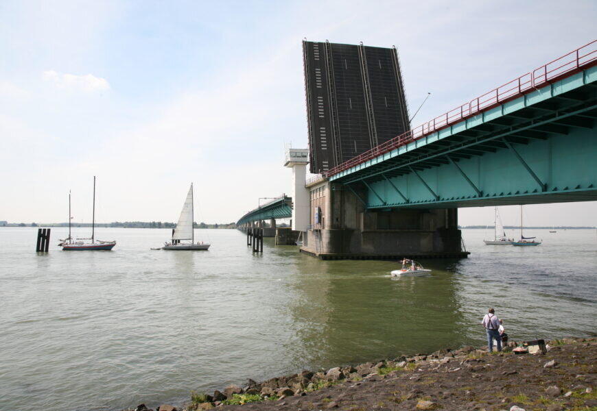 werkzaamheden vaste deel haringvlietbrug