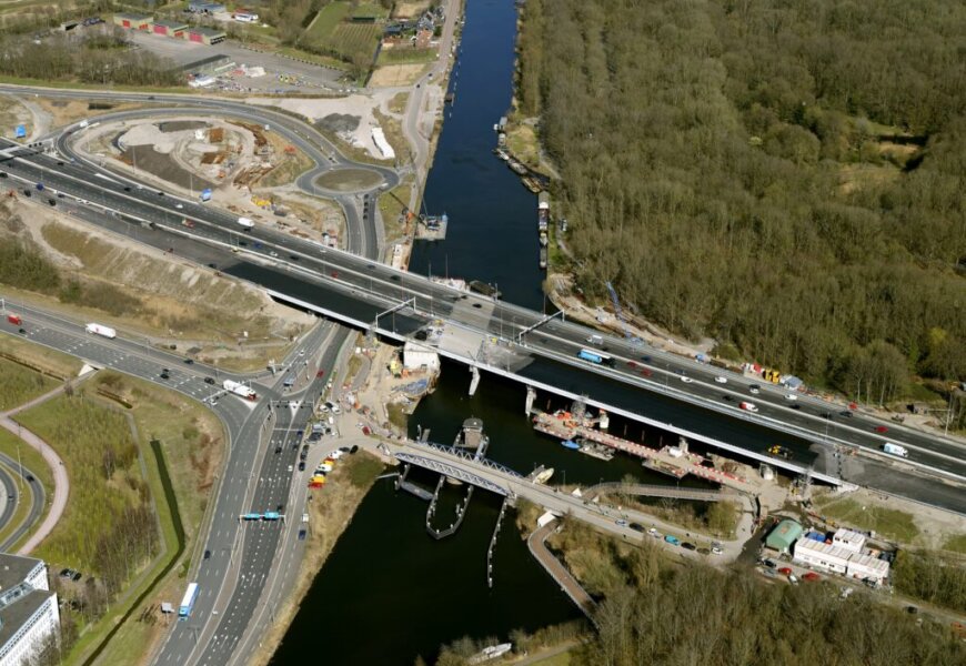 Schipholbrug